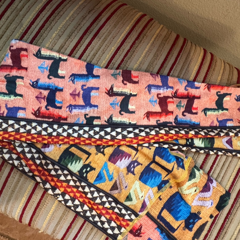 Niyama Sol Cat and Llama Patterned Leggings NWOT